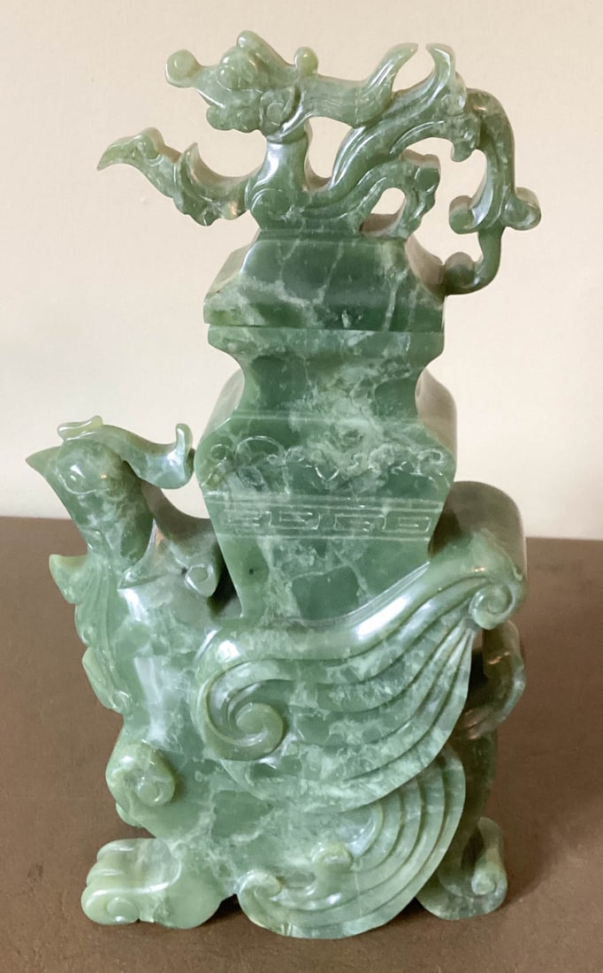 Chinese Nephrite Jade Bird Statue (1 of 14)