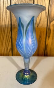Vandermark Art Glass Vase Pulled Feather Design