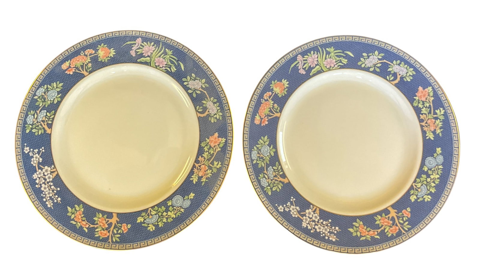 Pair of Wedgwood Blue Siam Dinner Plates: Pair of Wedgwood Blue Siam dinner plates, marked Wedgwood Bone China Made in England on reverse. No visible damage. 11" diameter.
