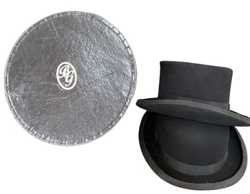 2 Vintage Men's English Felt Dress Hats