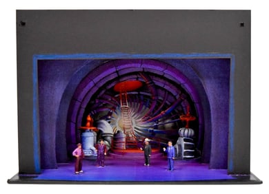 Guys & Dolls Set Model Sewer