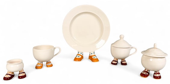 5 Pieces Carlton Walking Ware Porcelain