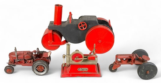4 Metal Toys Steam Engine, Steam Roller, Tractors