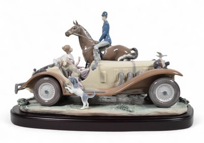 Lladro Figure Group A Happy Encounter