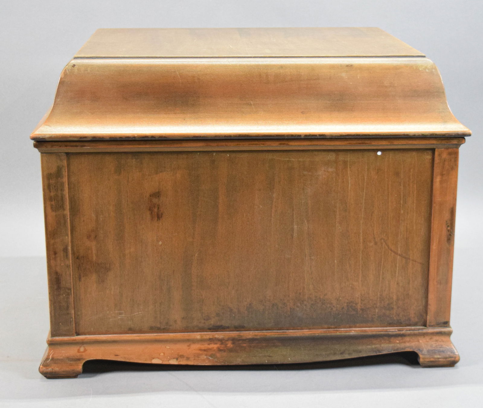 Brunswick Model 105 Phonograph - 14