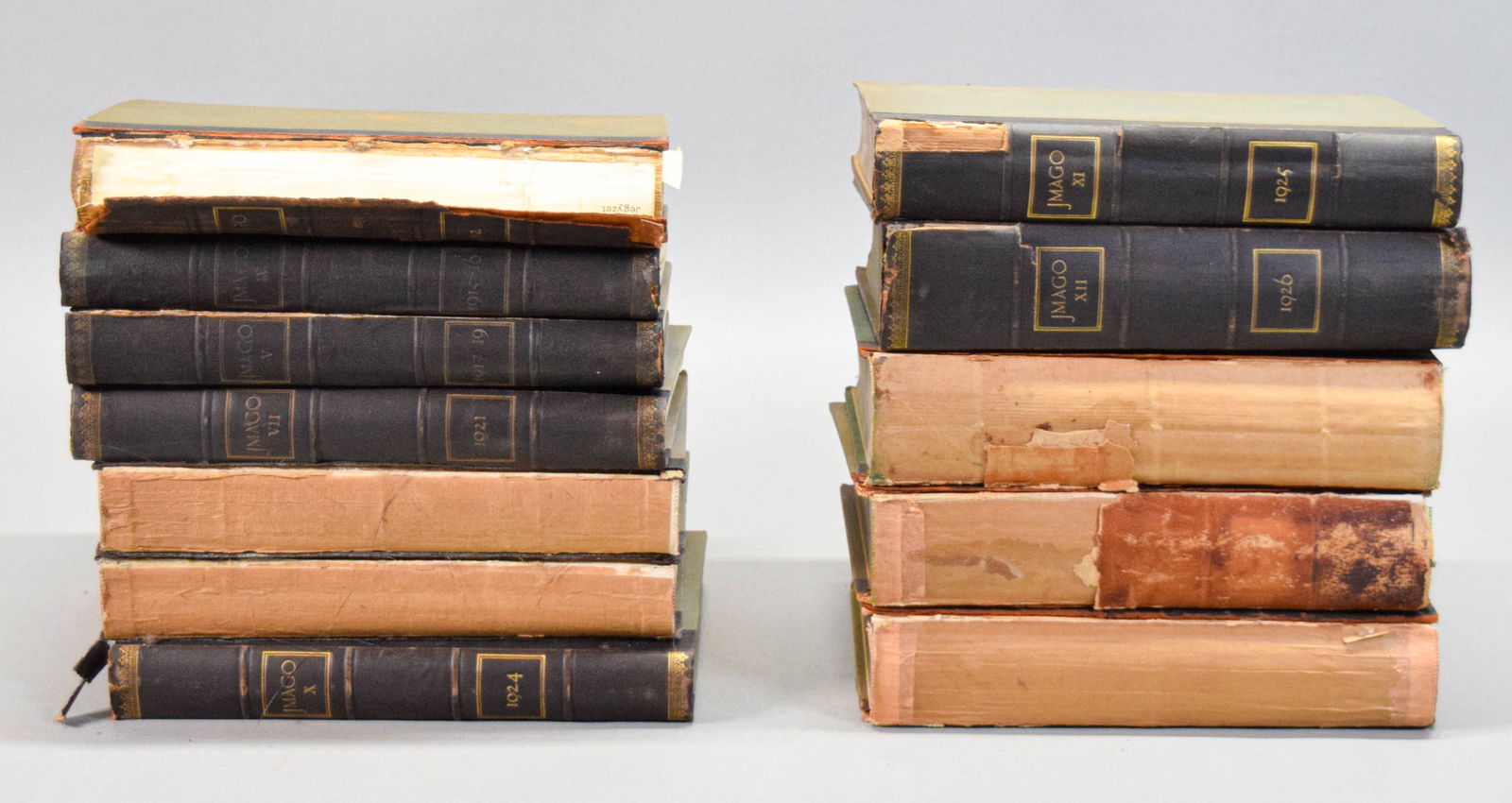 12 Volumes Imago Freud & Rank 1912-1930: 12 volumes Imago, psychoanalytic journal. Sigmund Freud and Otto Rank. Volumes 1, 4, 5, 7-14, 16. Volume I 1912, and IV 1916 both Hugo Heller; Volume V 1919, VII 1921, VIII 1922, IX 1923, X 1924, XI 1