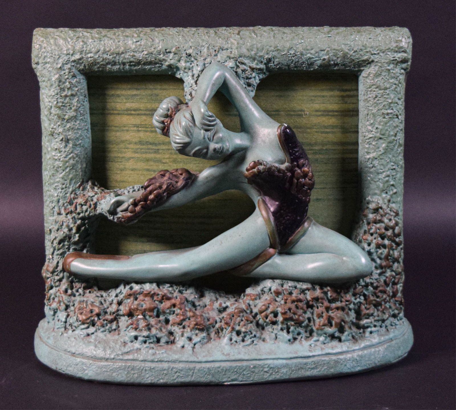 Mid-Century Chalkware TV Lamp Frankart Style: Frankart style mid-century TV lamp. Ballet dancer, signed De Lorenzo and marked NYS and dated 1955 on the reverse. 13 1/2"H x 15 1/8"W. Cord cut.