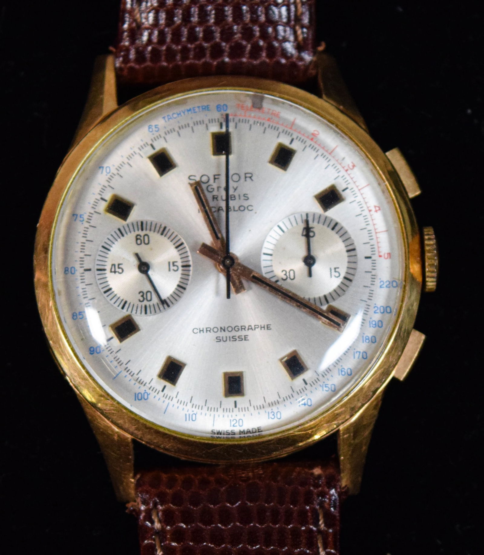 Sofior Grey 18k Gold Wrist Watch: Sofior Grey 18k gold wristwatch. Marked 18k 750 on the caseback. Watch running, timekeeping and other functions untested. 36mm. 48.7 grams total including band, crystal and movement. Losses to the edg