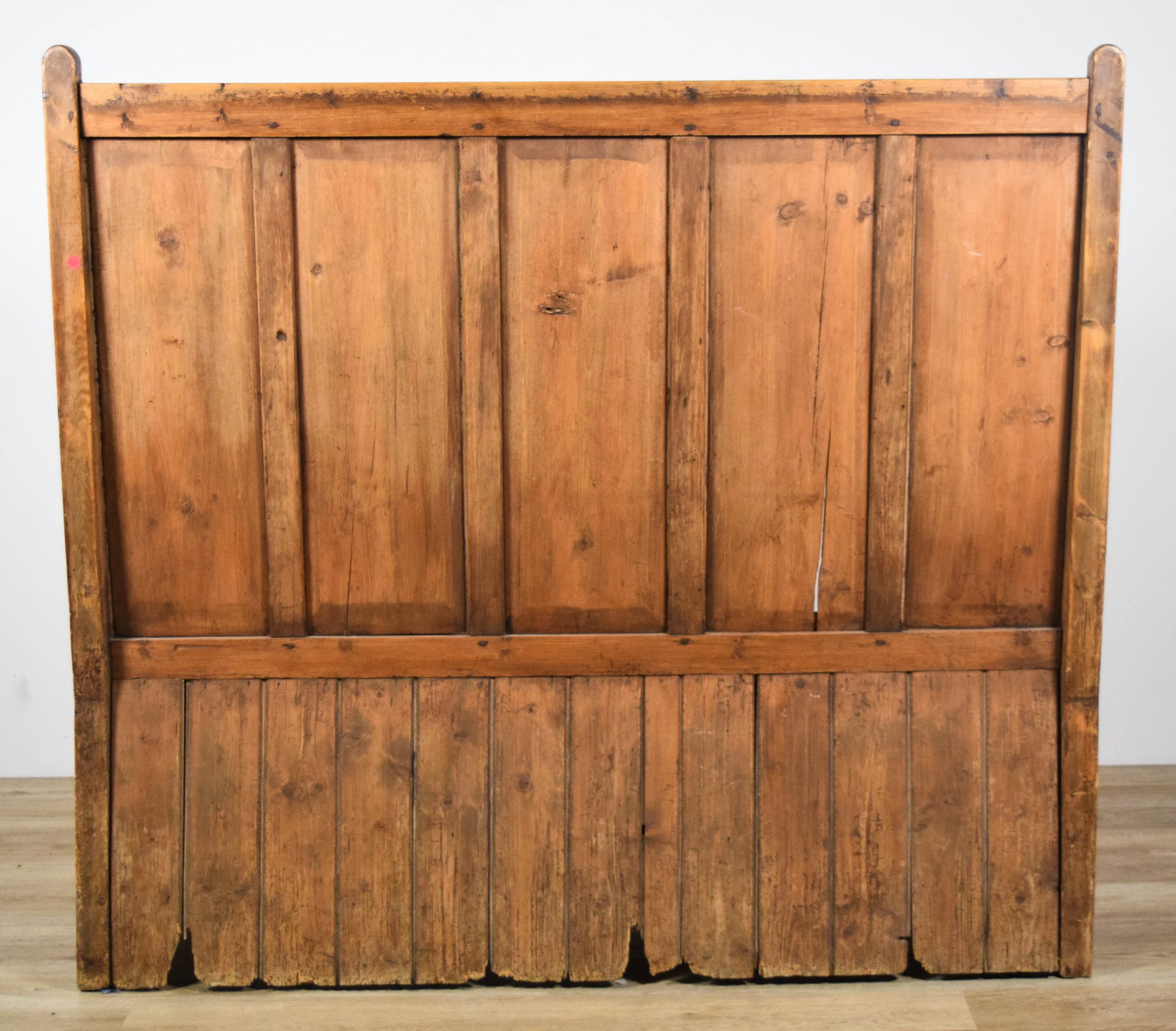 Pine Settle Bench - 18