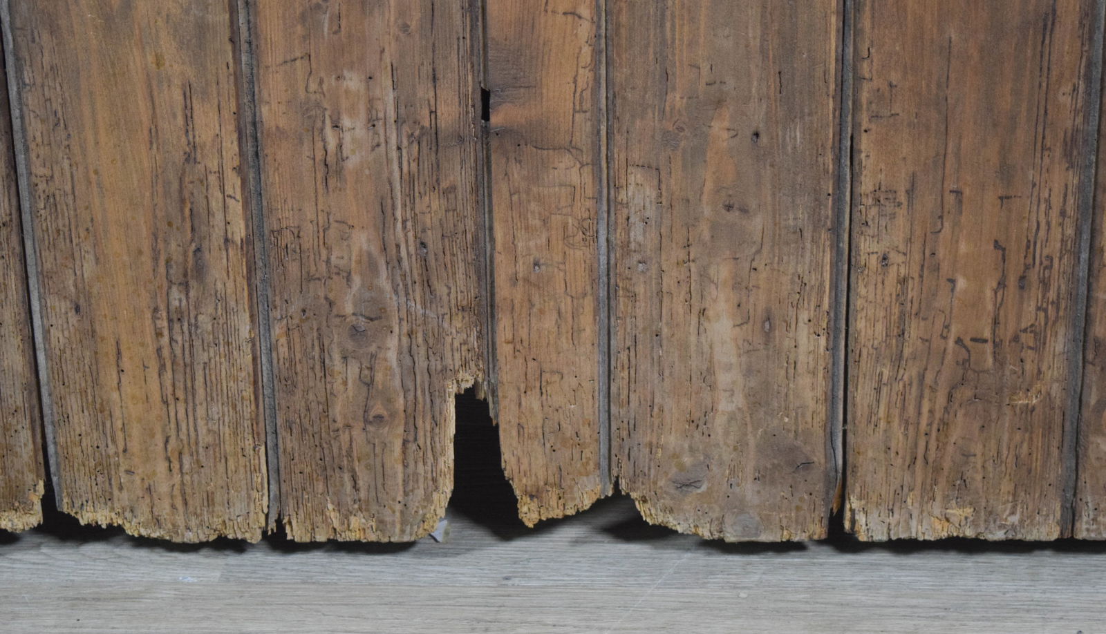 Pine Settle Bench - 19