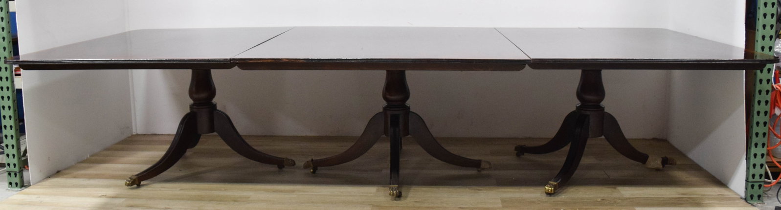 Regency Style Mahogany Three-Pedestal Dining Table with Two Leaves (1 of 15)