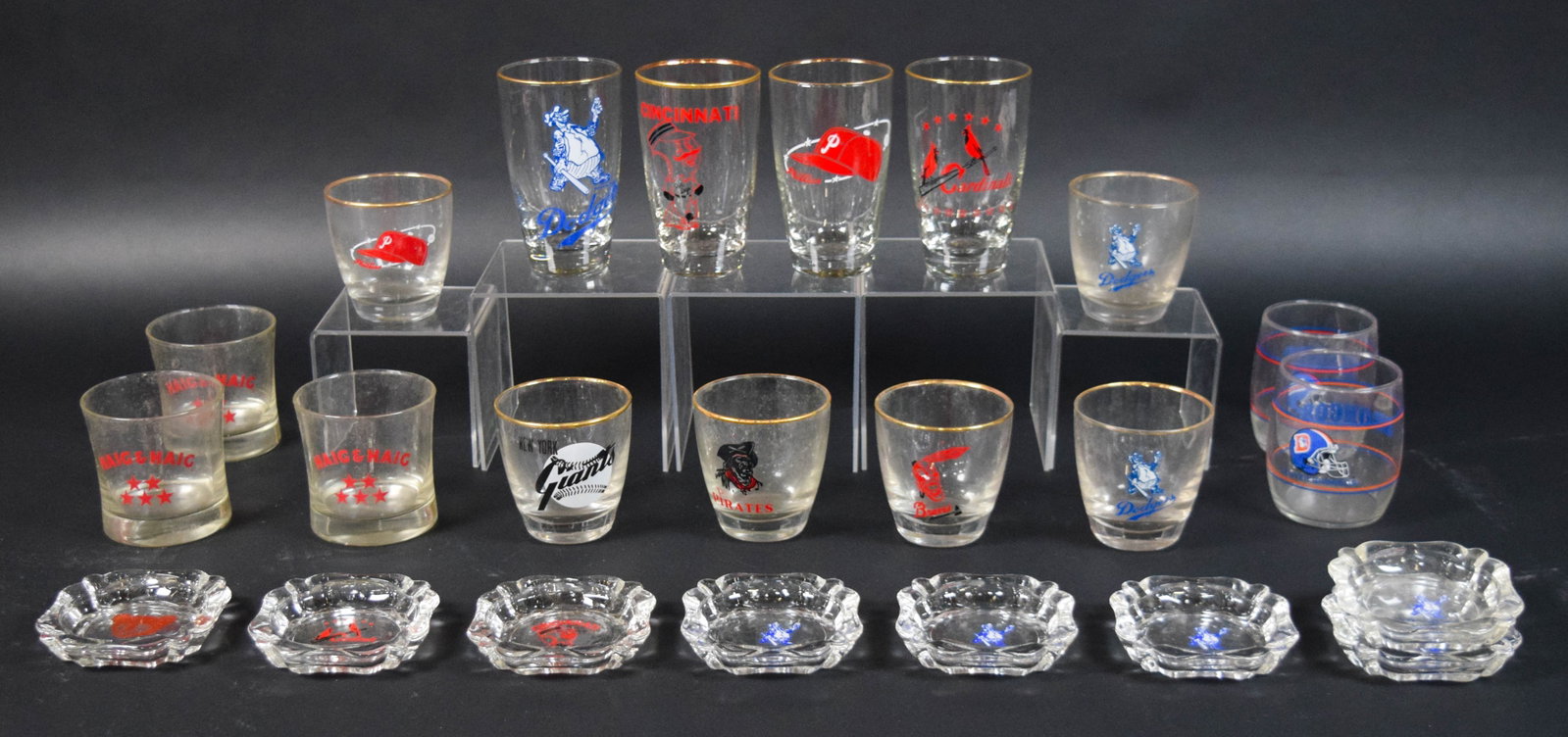 20+ Vintage American Baseball and Football Barware (1 of 14)