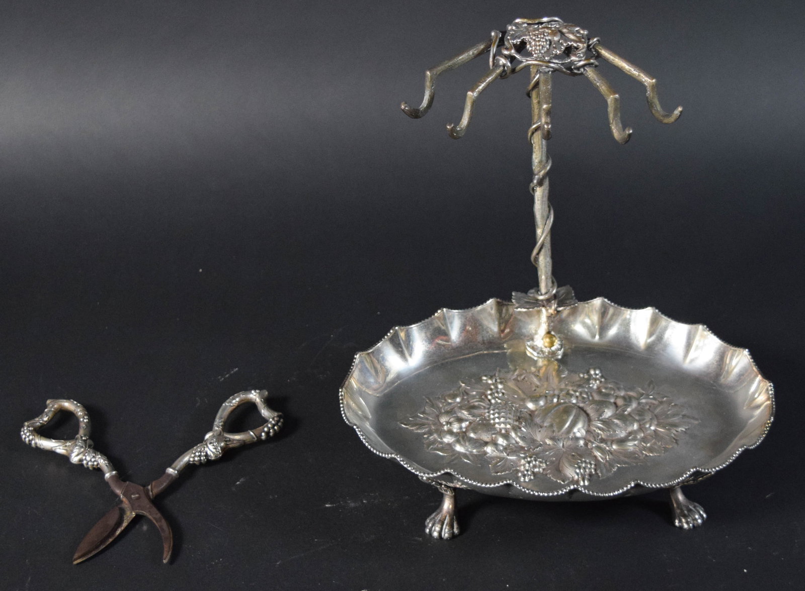 Sterling Grape Shears and Silver-Plated Grape Stand (1 of 12)