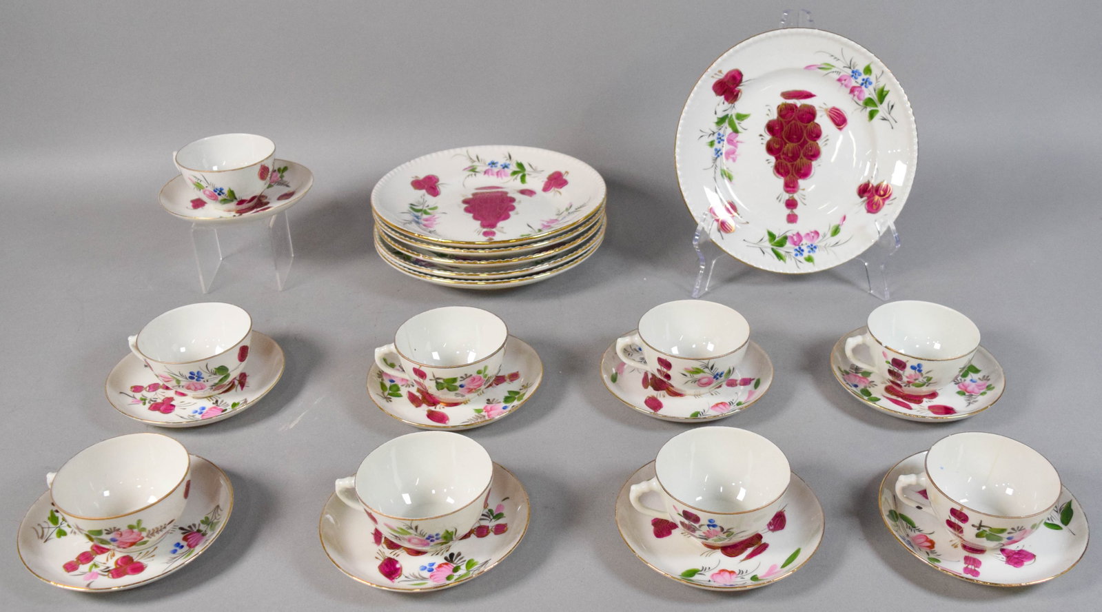 24-Piece Dulevo Tea and Dessert Service (1 of 17)