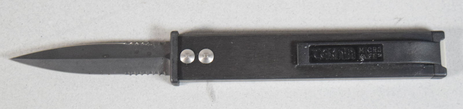 Tekna Manual Out-the-Front Sliding Pocket Knife (1 of 5)