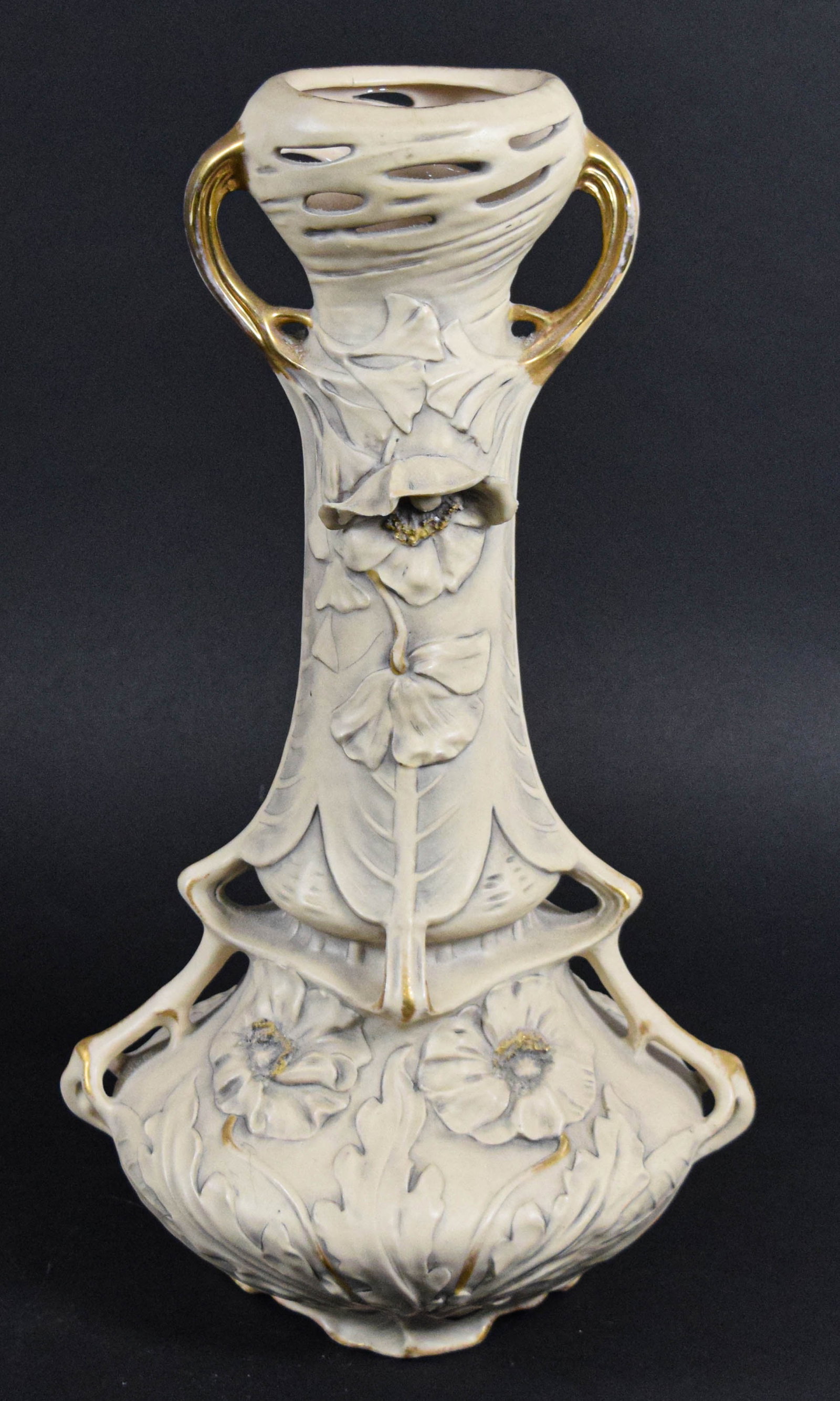 Royal Dux Bohemia Art Nouveau Porcelain Poppy Vase (1 of 12)