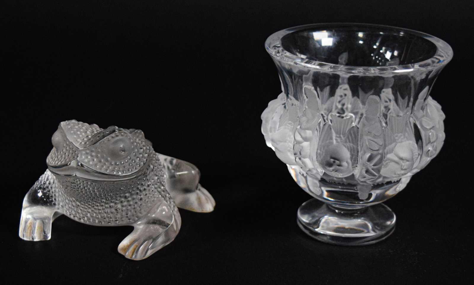 Lalique Frosted Crystal Elisabeth Bird Vase and Frog Paperweight (1 of 12)