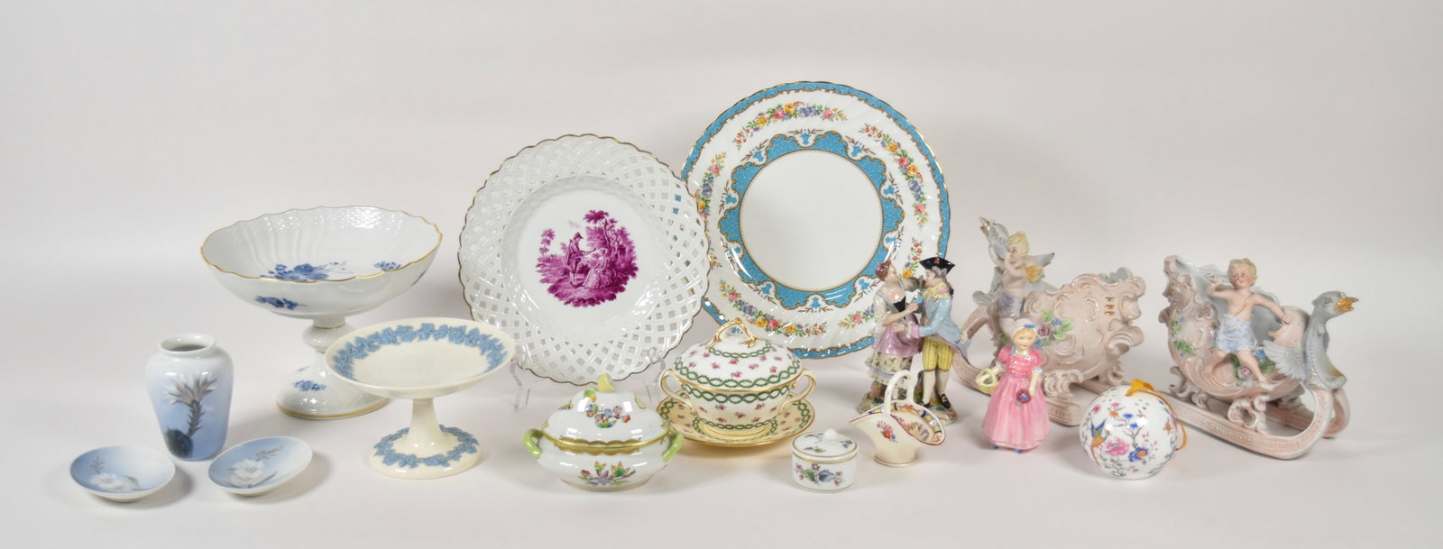 Group of 16 European Porcelain Objects Incl Royal Copenhagen, Minton, and Herend (1 of 20)
