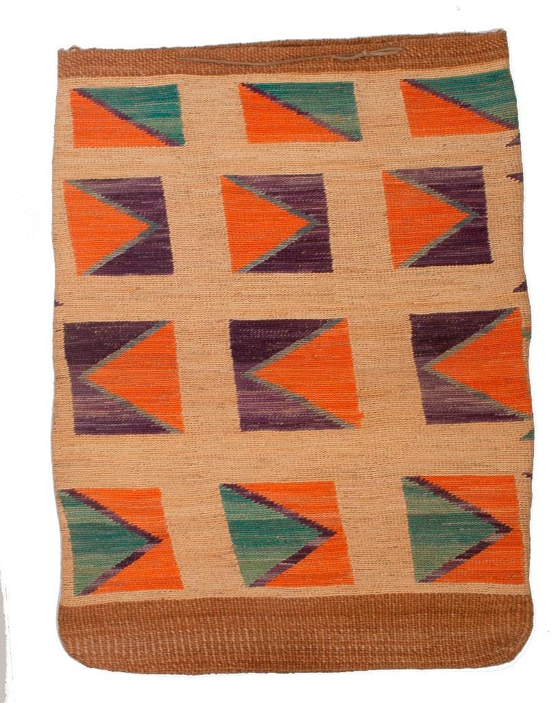 Plateau Cornhusk Bag (1 of 2)