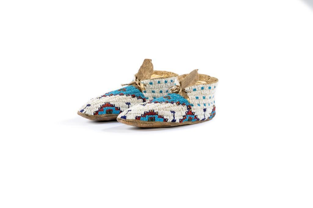 Pair of Plains Beaded Hide Moccasins (1 of 5)