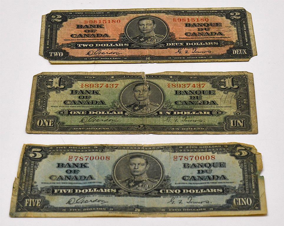 Group of Canada World Banknote Paper Money 1937 (1 of 5)