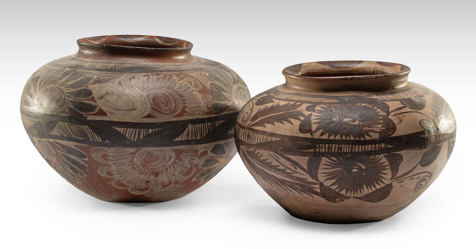 Two Western Mexico Terracotta Pottery Jars (1 of 3)