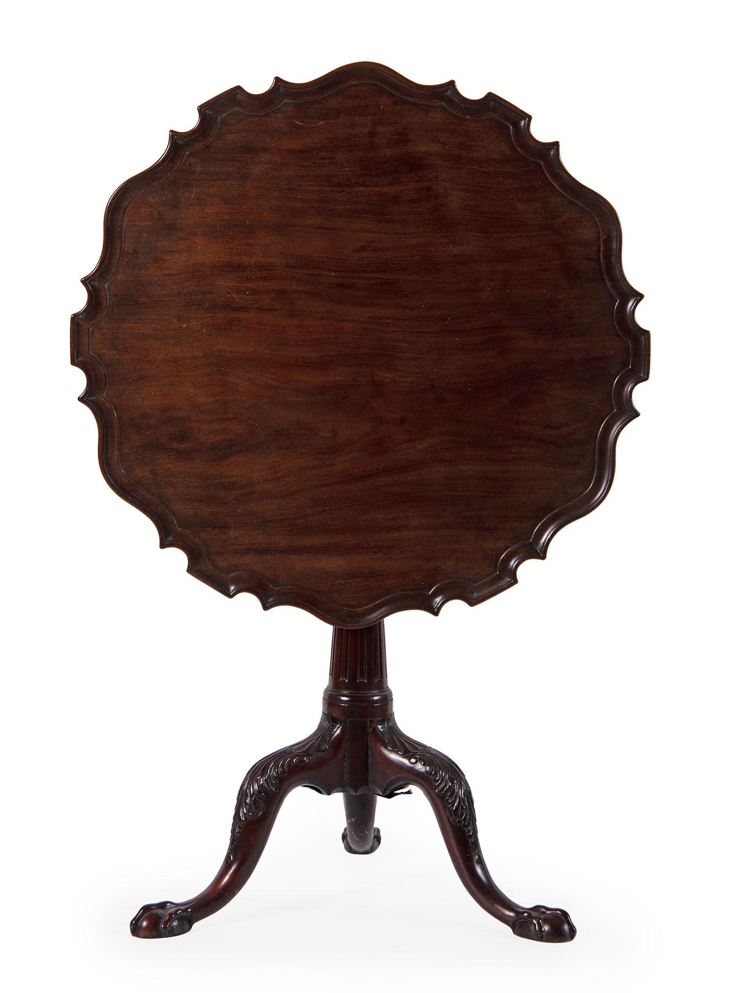 A Chippendale Tilt Top Pie Crust Tea Table (1 of 5)