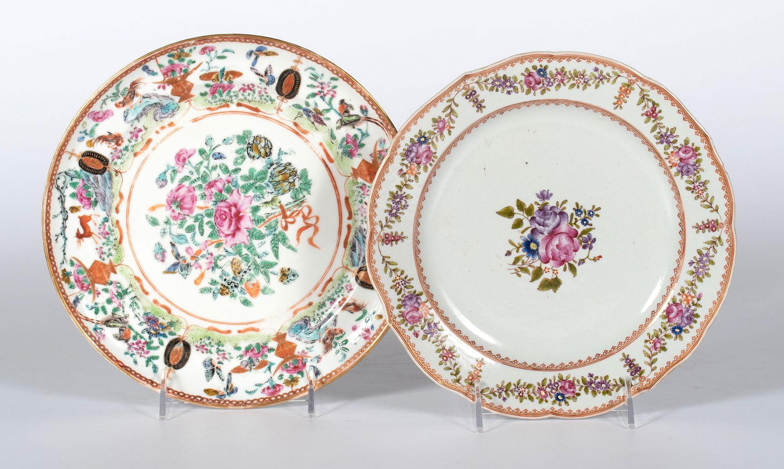 Two Chinese Export Porcelain Dinner Plates (1 of 2)