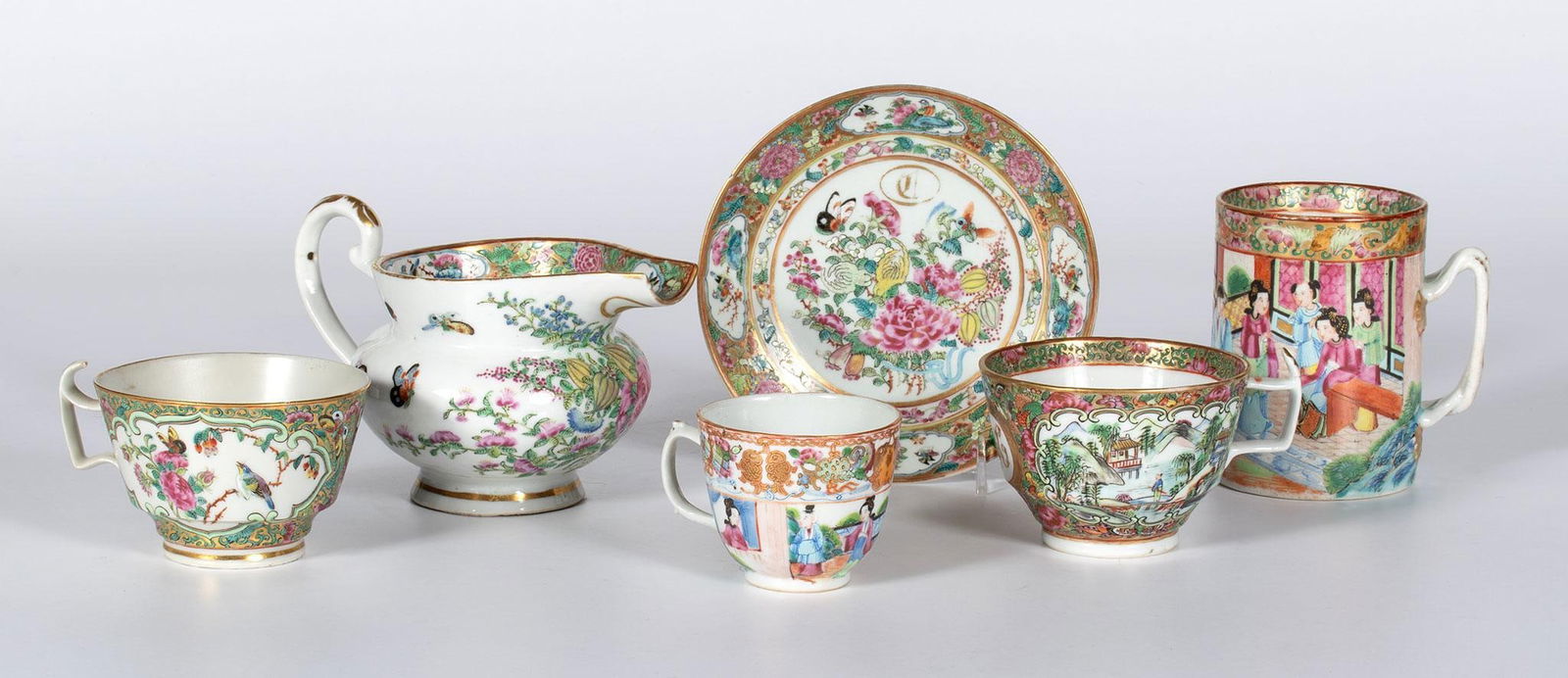 Grouping of Chinese Export Porcelain Tablewares (1 of 3)