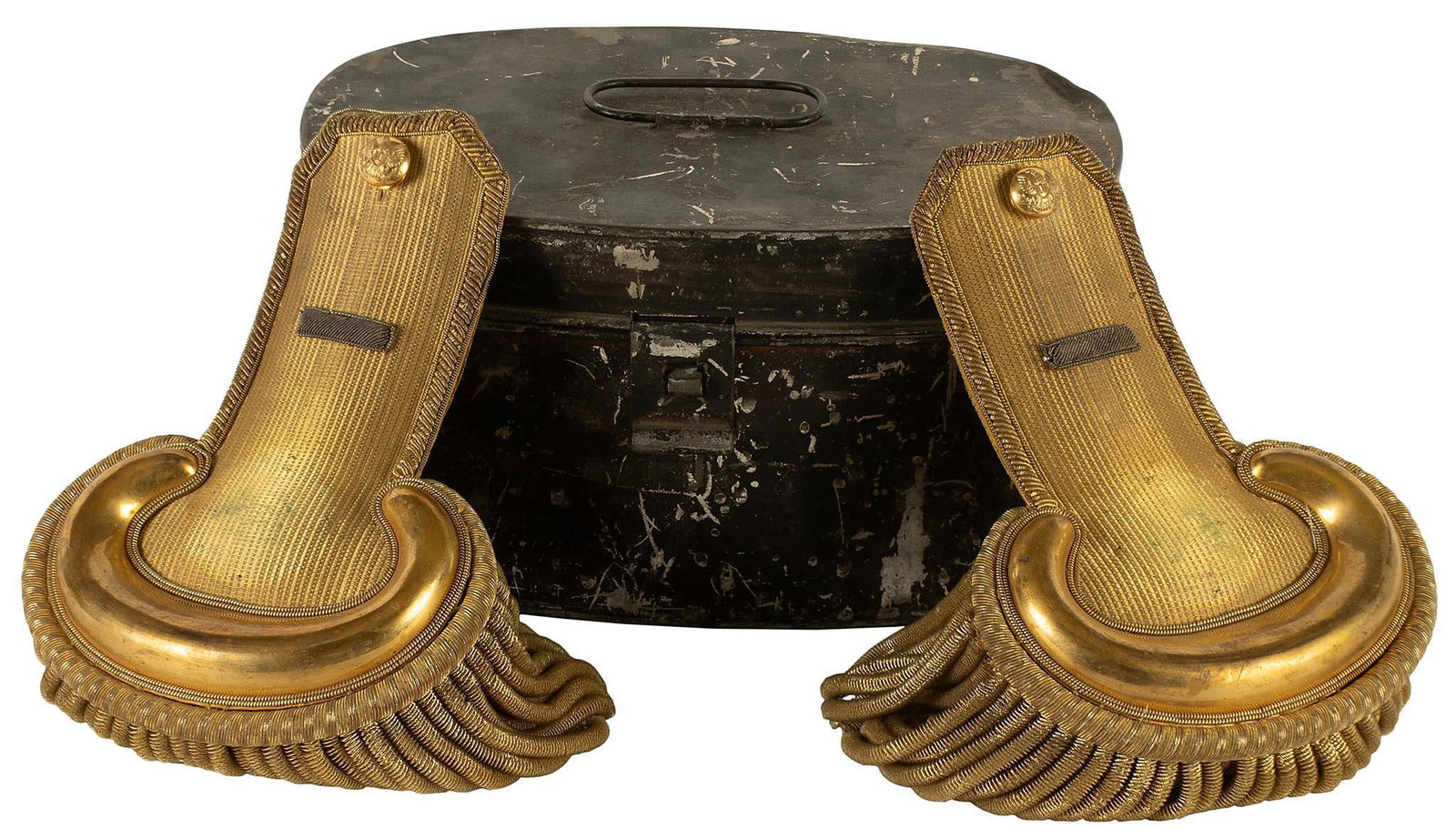 Pair of Infantry Epaulettes in Tin Case (1 of 2)