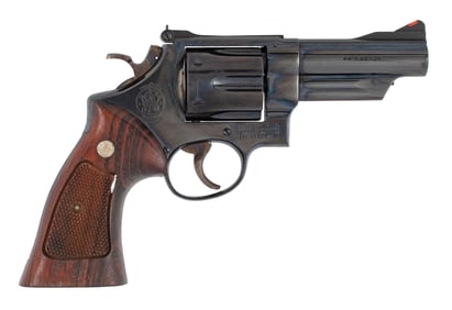 *Smith & Wesson Model 29-2 Revolver