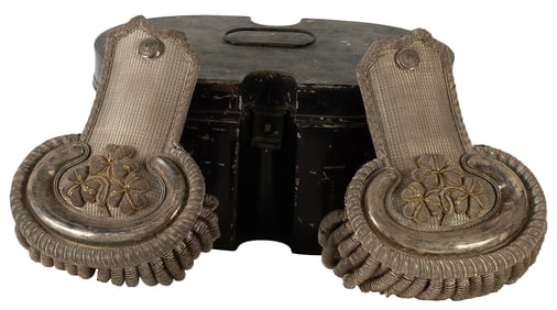 Silvertone French Epaulettes
