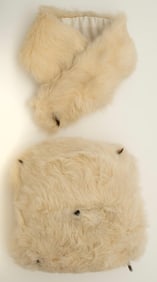 A Childs Rabbit Fur Muff Purse Hand Warmer