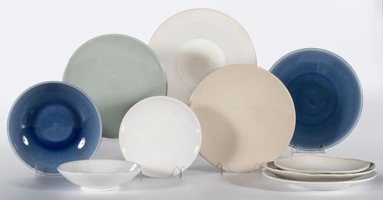 Grouping of Neige Porcelain Dinnerwares