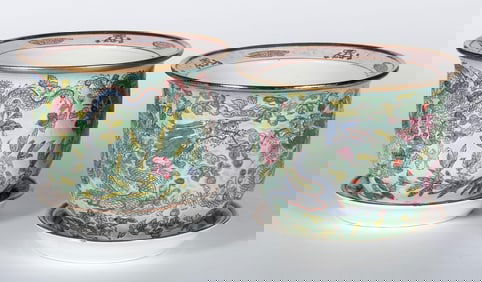 A Pair of Chinese Tung Chih Style Porcelain Planters