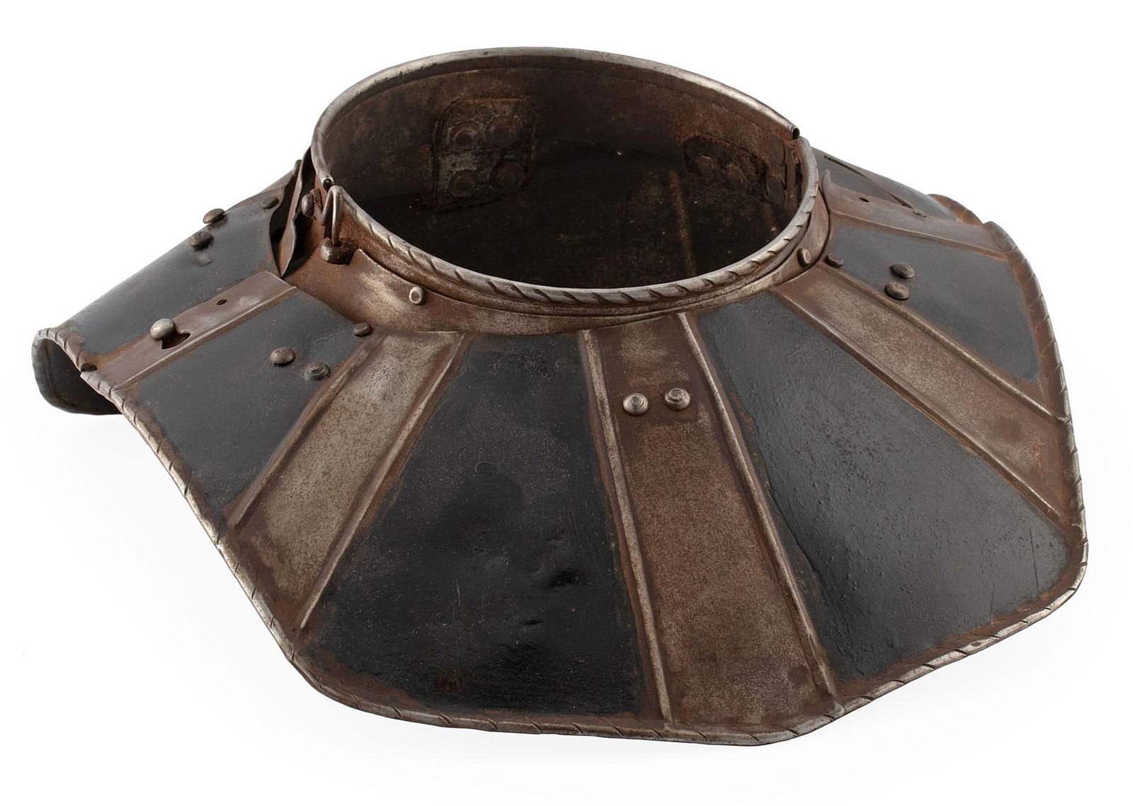 Late 16th Early 17th Century German Black & White Complete Gorget For An Armour