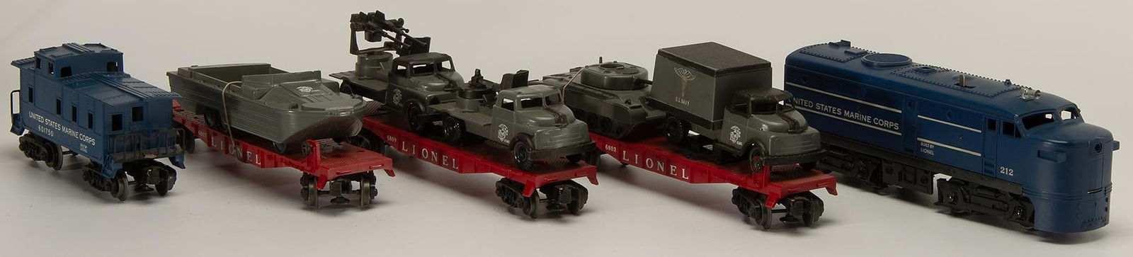 Lionel 1591 US Marine Land and Sea Train Set (1 of 3)