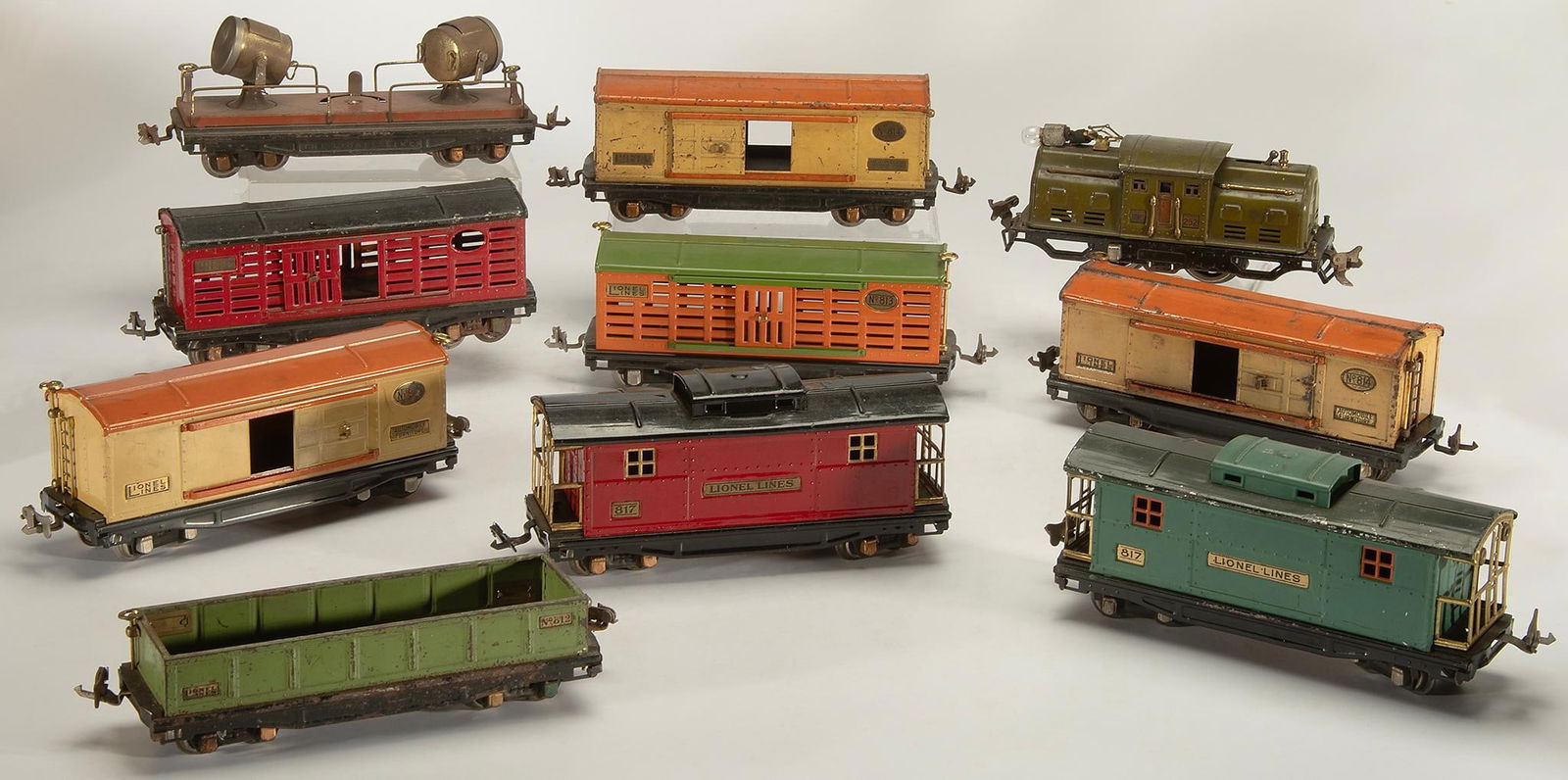 Lionel Prewar Painted Tin Toy Trains (1 of 7)