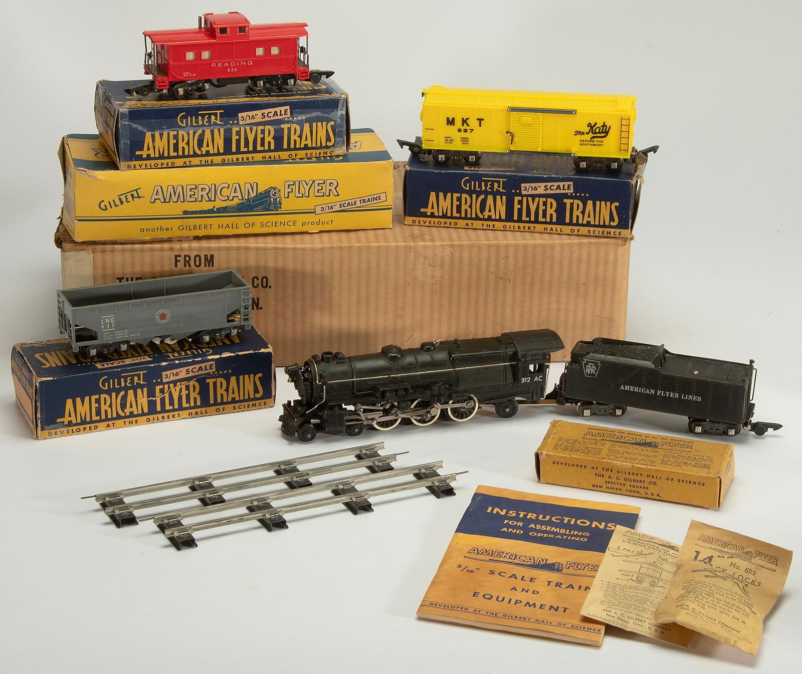 American Flyer 4607-A Train Set (1 of 4)