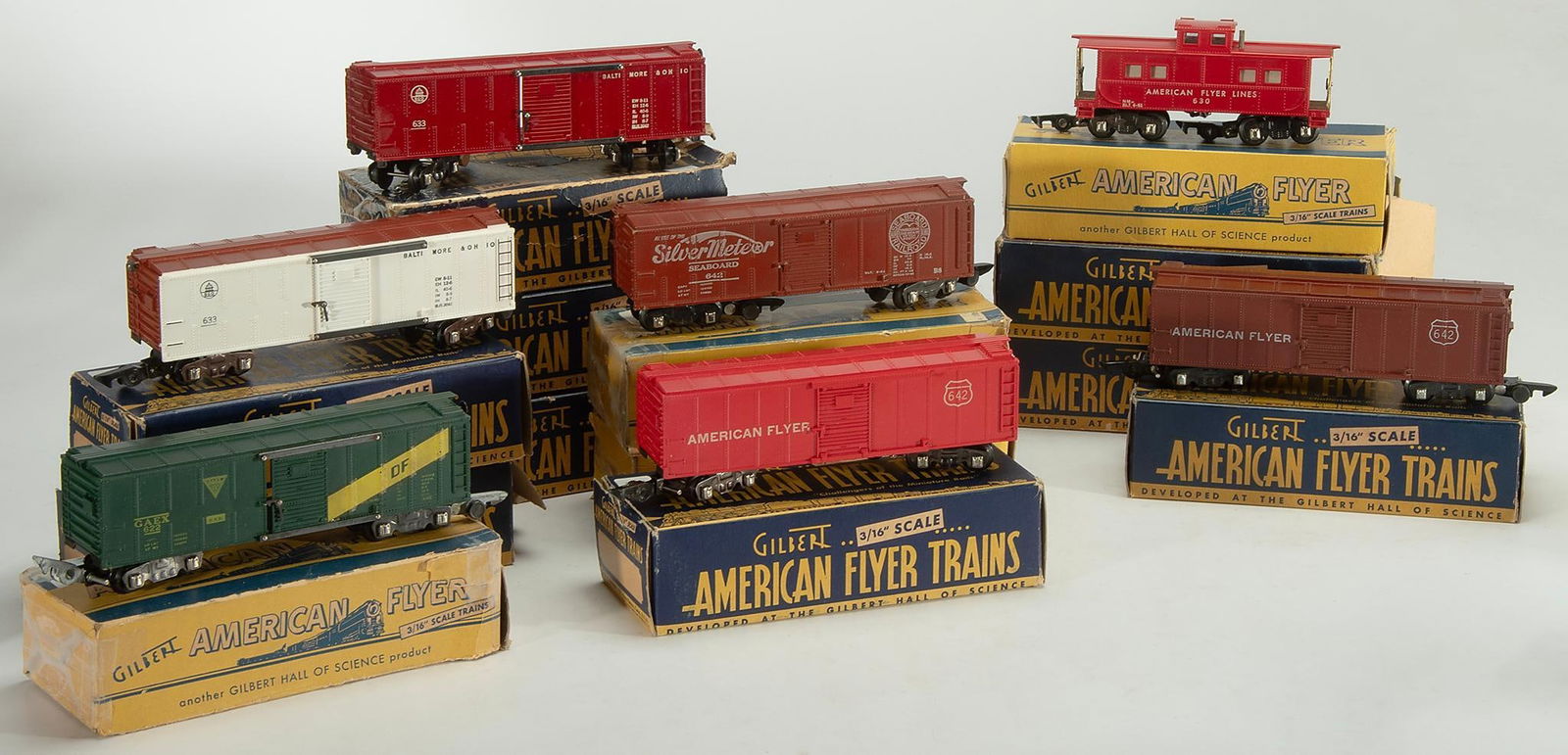 Various American Flyer Postwar Box Cars (1 of 2)