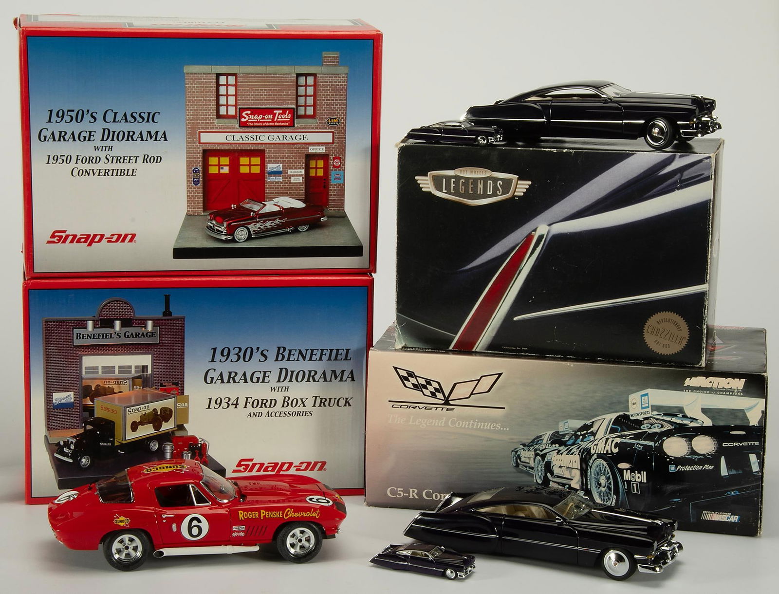 Grouping of Various Made Die Cast Model Cars (1 of 2)