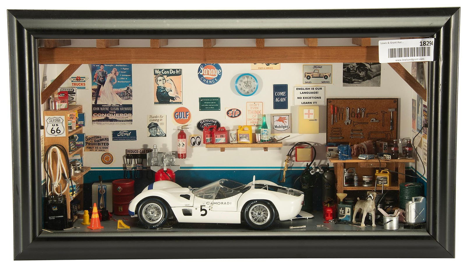 Maserati Scale Car Diorama Mechanic Garage (1 of 1)