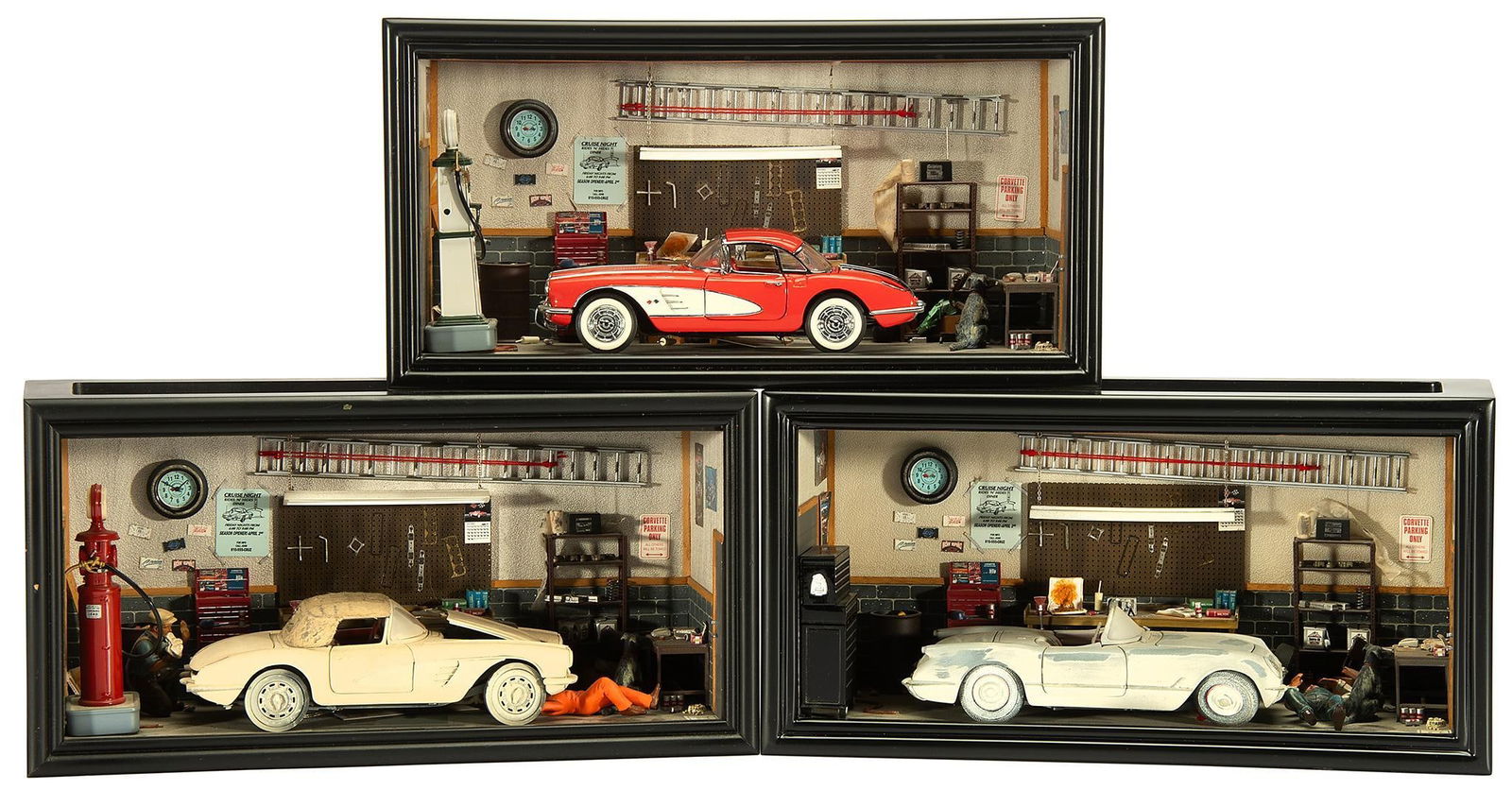 Group of Three Chevrolet Corvette Car Shop Diorama (1 of 5)