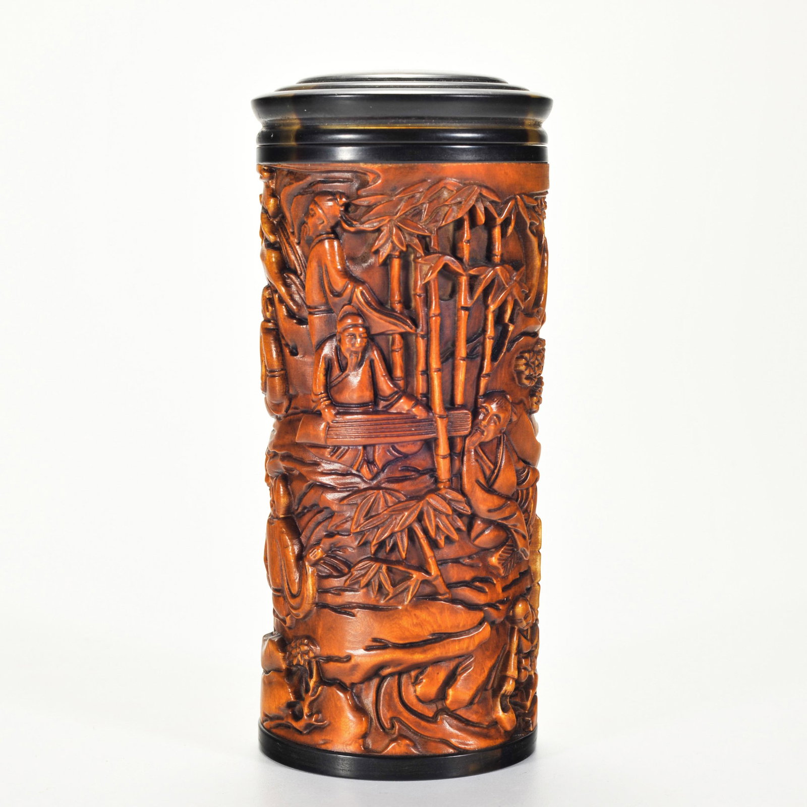A Carved Boxwood Figural Story Container Qing Dynasty: A Carved Boxwood Figural Story Container Qing Dynasty 124g;H:12cm;W:5cm