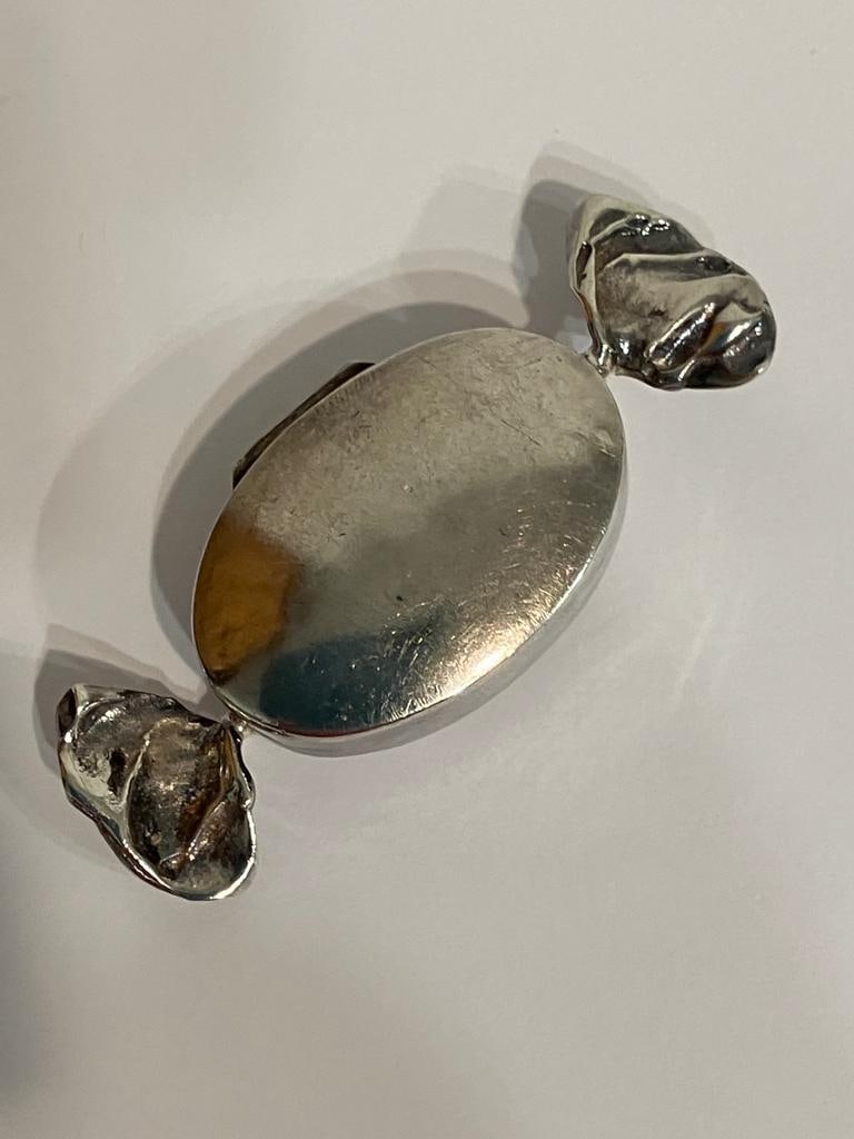 Vintage SILVER PILL BOX In the unusual form of a wrapped toffee.: Vintage SILVER PILL BOX In the unusual form of a wrapped toffee.