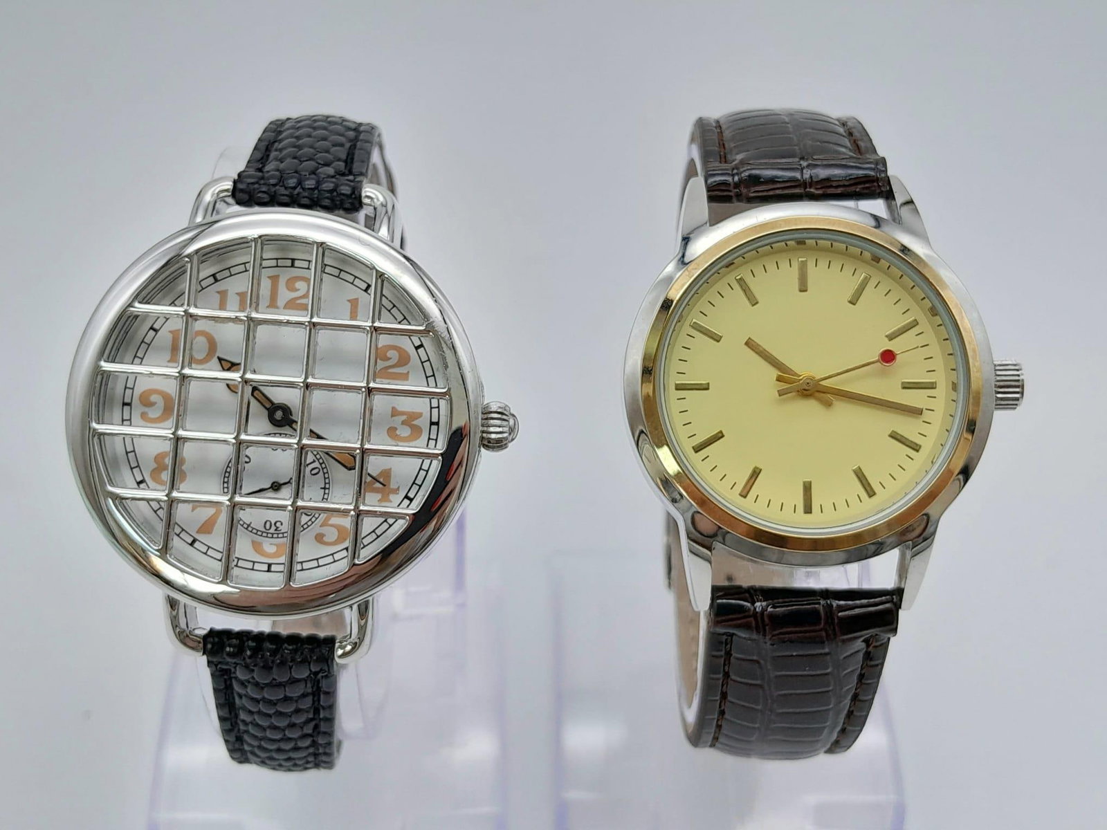 Two Unworn Military Homage Officers Watches. 1) 1910 Australian Army Officer (40mm including crown): Two Unworn Military Homage Officers Watches.1) 1910 Australian Army Officer (40mm including crown)2) 1970 Chinese Army Officer (38mm Including Crown) Full working order.