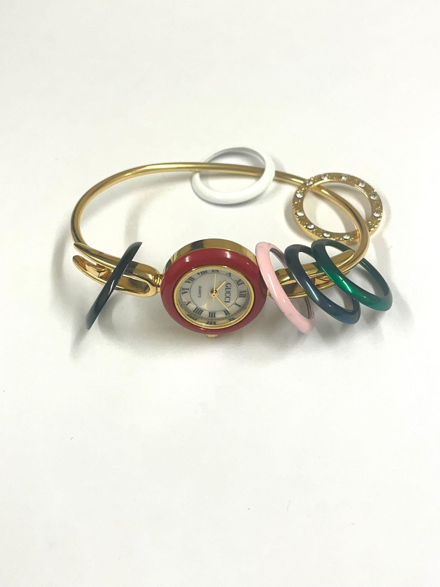 Ladies Gucci watch , with interchangeable bezels: Ladies Gucci watch , with interchangeable bezels