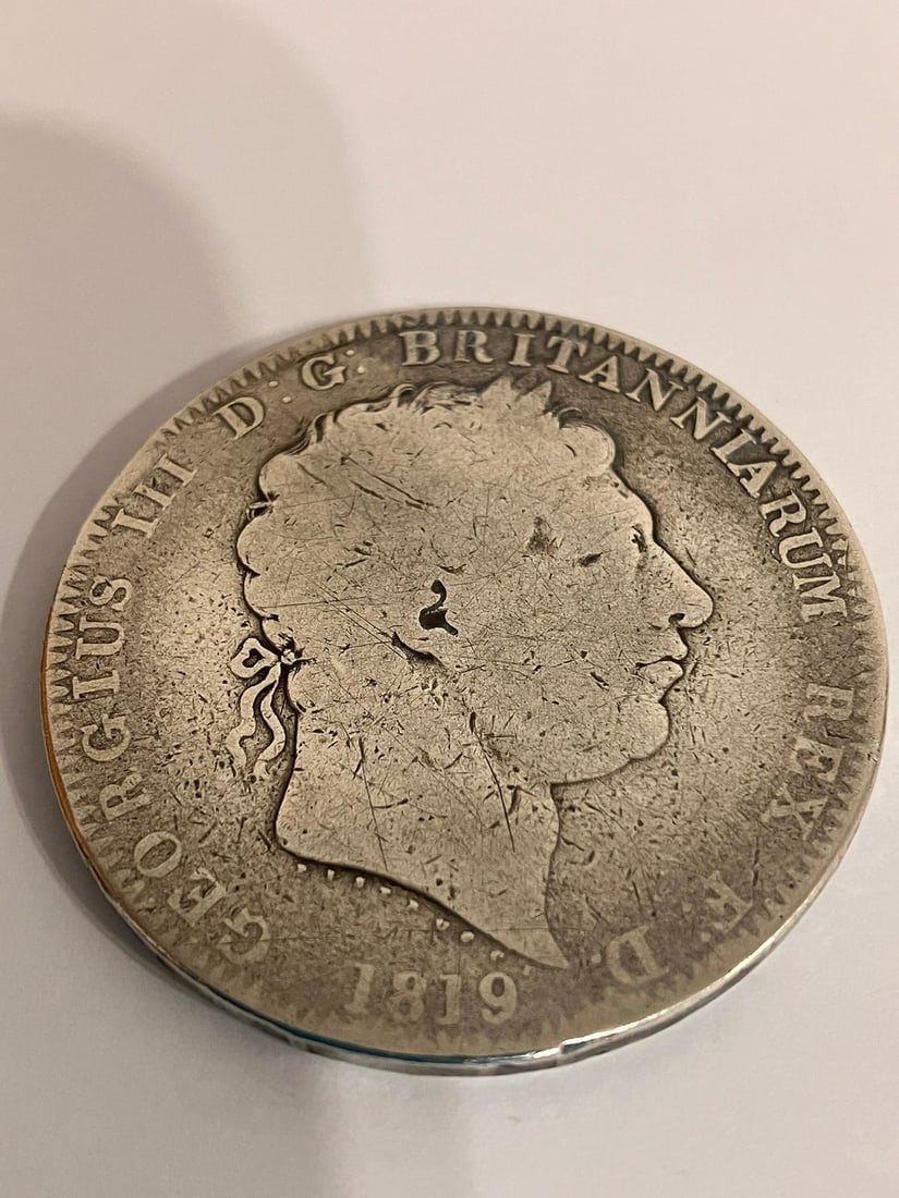 1819 GEORGE III SILVER CROWN . Worn/fair condition: 1819 GEORGE III SILVER CROWN . Worn/fair condition