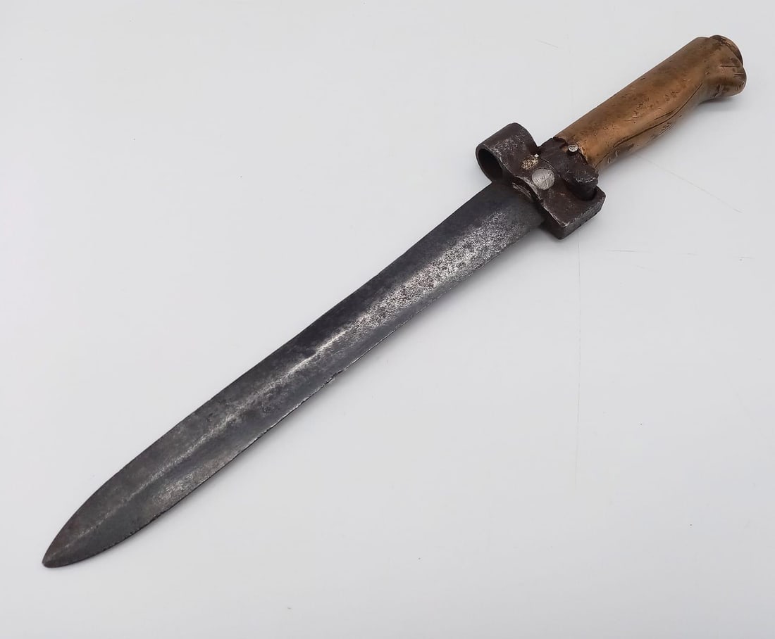WW1 Trench Raiding Knife Made from a French Bayonet and another blade.: WW1 Trench Raiding Knife Made from a French Bayonet and another blade.