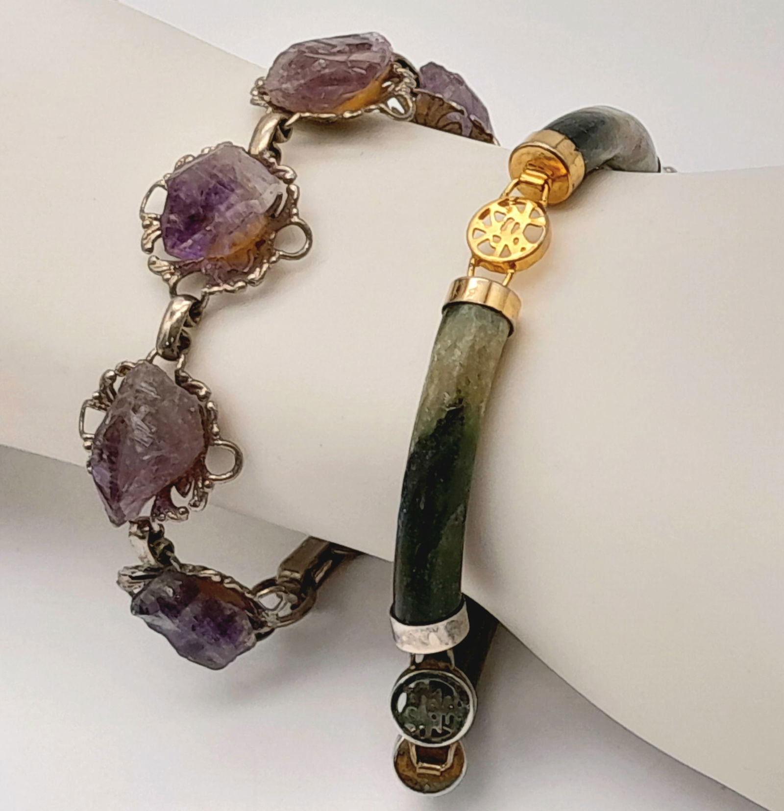 2X vintage Rough Amethyst and Agate link bracelets. Total length 19 and 22 cm. Pleas see photos: 2X vintage Rough Amethyst and Agate link bracelets. Total length 19 and 22 cm. Pleas see photos for details
